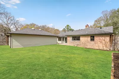 10831 Holly Springs Drive, Houston, TX 77042 - Photo 44