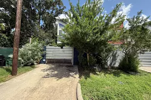 217 Frawley St, Houston, TX 77009 - Photo 6