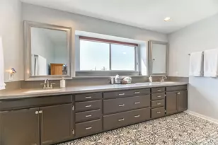 1220 103rd St, Galveston, TX 77554 - Photo 26