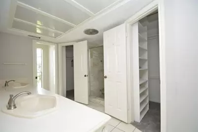 538 Longview Drive, Sugar Land, TX 77478 - Photo 22