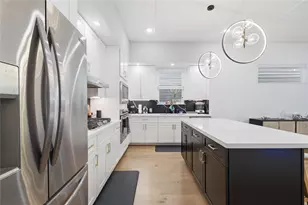 2108 Beall St, Houston, TX 77008 - Photo 12