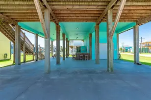 987 Surf, Crystal Beach, TX 77650 - Photo 32