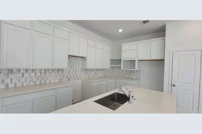 29523 Barnview Drive, Waller, TX 77484 - Photo 4