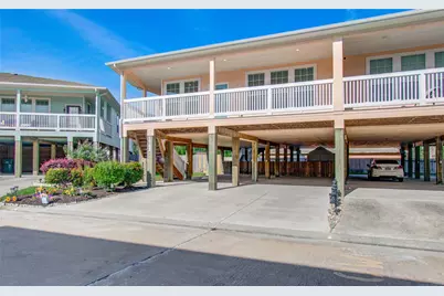 1705 Bayway Drive, Seabrook, TX 77586 - Photo 2