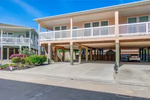 1705 Bayway Dr, Seabrook, TX 77586 - Photo 2