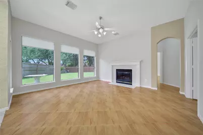 15427 Truslow Point Lane, Sugar Land, TX 77478 - Photo 14