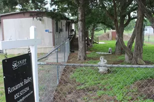 110 Concho Trail, La Grange, TX 78945 - Photo 1