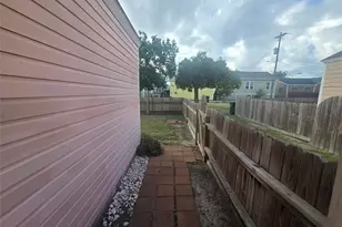 5311 O Ave, Galveston, TX 77551 - Photo 10