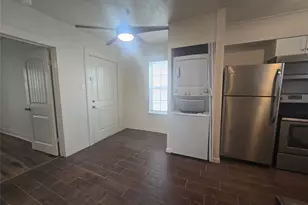 5311 O Ave, Galveston, TX 77551 - Photo 4