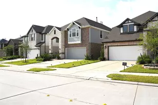 13231 Hidden Timbers Ln, Tomball, TX 77375 - Photo 2