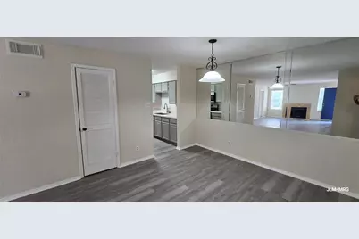 9700 Leawood Boulevard #406, Houston, TX 77099 - Photo 6