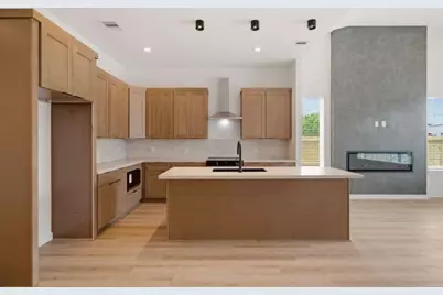 8203 Calhoun Road #A, Houston, TX 77033 - Photo 16