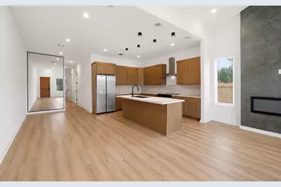 8203 Calhoun Road #A, Houston, TX 77033 - Photo 8