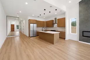 8203 Calhoun Rd, Houston, TX 77033 - Photo 8