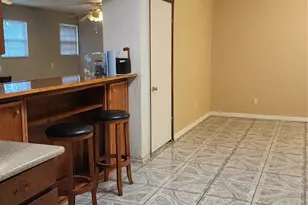 11015 Fleming Dr, Houston, TX 77013 - Photo 4