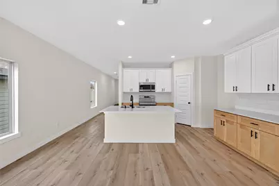 640 Levine Court, Conroe, TX 77316 - Photo 10