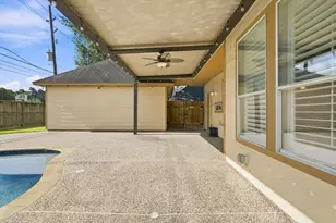 24622 Okehampton Dr, Tomball, TX 77375 - Photo 20