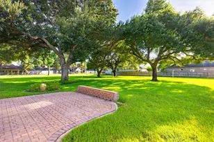 1715 Avenue D, Katy, TX 77493 - Photo 30