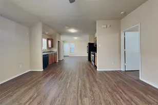 2822 Wisner Cir, Houston, TX 77014 - Photo 4