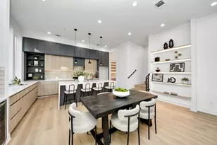 1603 W 25th St, Houston, TX 77008 - Photo 1