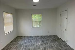 1302 Thomas Ave, Pasadena, TX 77506 - Photo 1