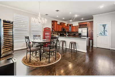 2204 Colorado Street, Houston, TX 77007 - Photo 4