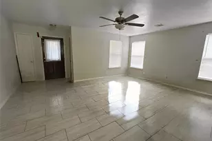 311 Silky Leaf Dr, Houston, TX 77073 - Photo 4