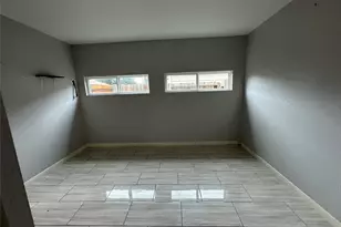 311 Silky Leaf Dr, Houston, TX 77073 - Photo 14