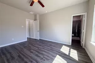 222 Spruce Lake Rd, Houston, TX 77336 - Photo 4