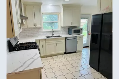 5617 Flack Drive, Houston, TX 77081 - Photo 6