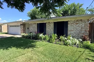 205 W Vaughn Ln, Deer Park, TX 77536 - Photo 32