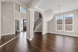2414 Trocadero Ln, League City, TX 77573 - Photo 4