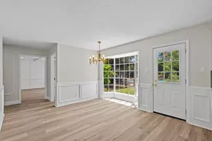 16318 Heatherdale Dr, Houston, TX 77059 - Photo 12
