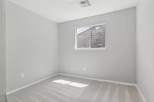 3313 Proswimmer St, Houston, TX 77088 - Photo 14