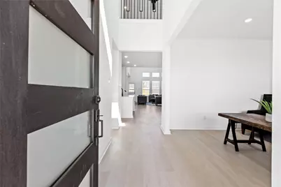 404 Kendall Crest Drive, Alvin, TX 77511 - Photo 2