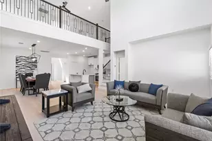 404 Kendall Crest Dr, Alvin, TX 77511 - Photo 8