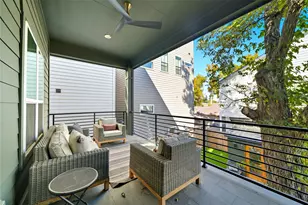 1307 E 27th St, Houston, TX 77009 - Photo 14