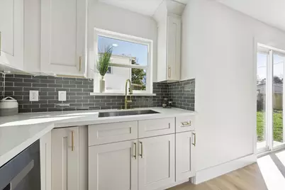 212 N Forrest Avenue, La Porte, TX 77571 - Photo 14