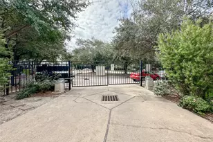 2 Hermann Park Ct, Houston, TX 77021 - Photo 42