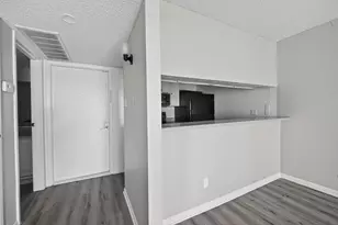 10110 Forum W Dr, Houston, TX 77036 - Photo 14