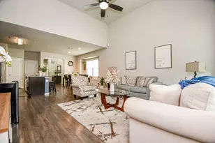 4834 Purple Wisteria Ln, Spring, TX 77373 - Photo 10