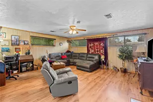 510 Portage Ln, Friendswood, TX 77546 - Photo 12