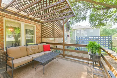 802 S Day Street, Brenham, TX 77833 - Photo 14