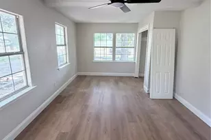 9532 E Avenue I, Houston, TX 77012 - Photo 10