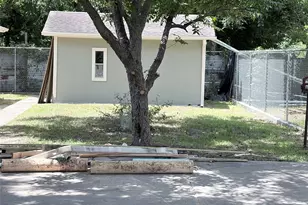 9532 E Avenue I, Houston, TX 77012 - Photo 18