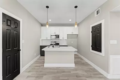 8221 Flaxman St, Houston, TX 77029 - Photo 4
