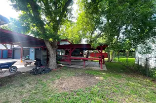7709 Edna St, Houston, TX 77087 - Photo 12