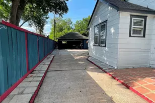 7709 Edna St, Houston, TX 77087 - Photo 38