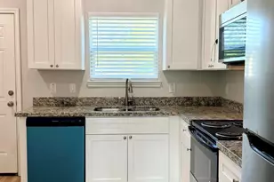 502 S Ross Sterling, Anahuac, TX 77514 - Photo 6