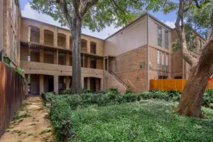 4641 Wild Indigo St, Houston, TX 77027 - Photo 12